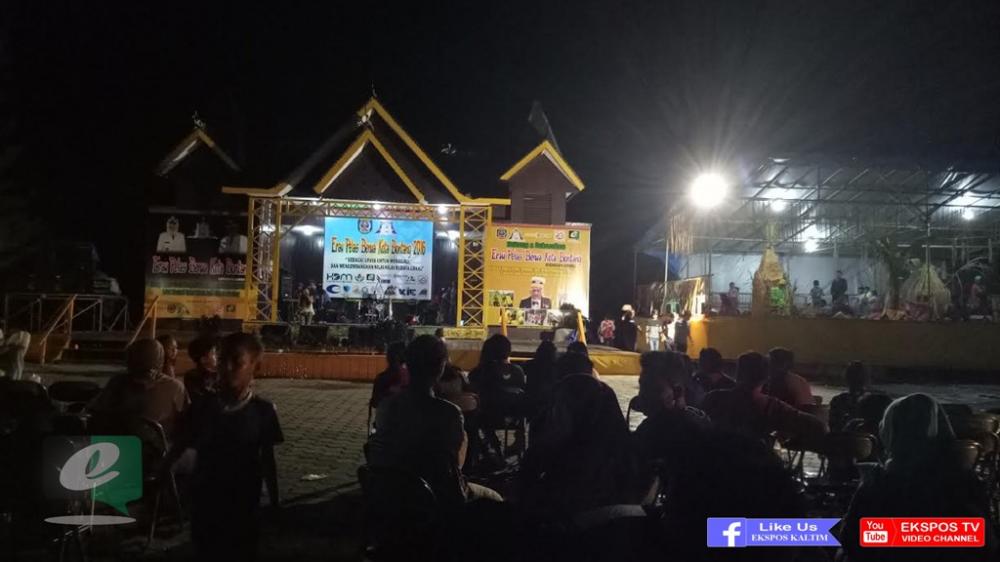 Ribuan Warga Padati Malam Kedua Erau Pelas Benua Guntung 