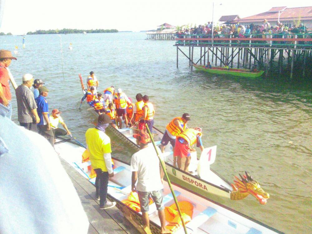 Siapkan Rp 19,4 Juta, 28 Tim Bertarung dalam Lomba Perahu Naga