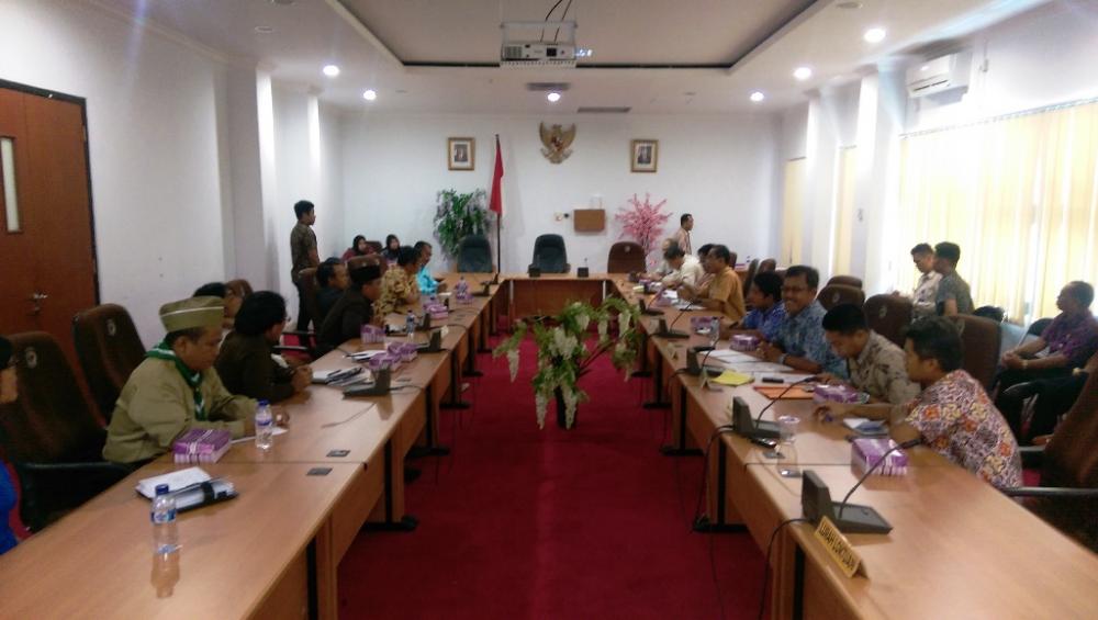 Status Tidak Jelas, Perpustakan Kelurahan Loktuan dan Telihan Milik Siapa ?