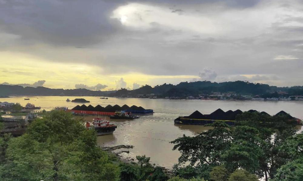 Kaltim Berpotensi Mendung, Banjarmasin Hujan Petir Hari Ini