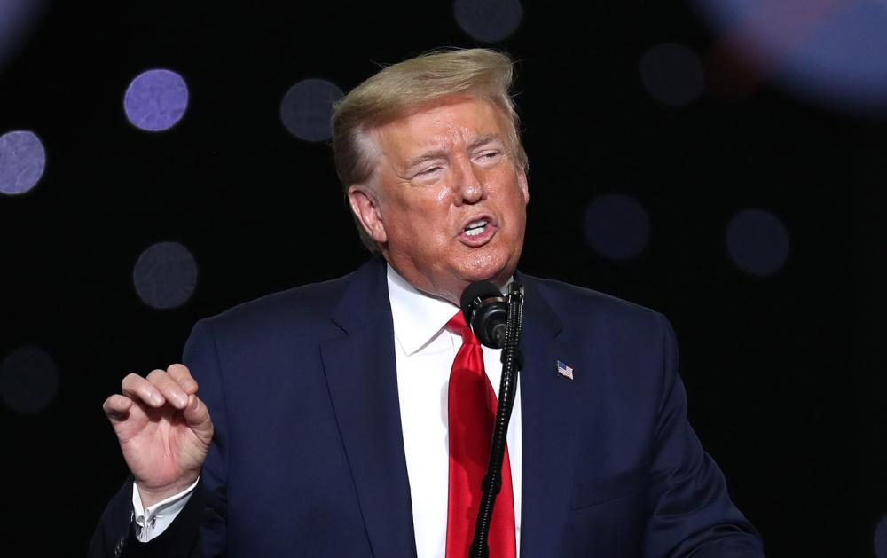 Positif Corona, Ini 6 Momen Ngeyel Trump Tolak  Pakai Masker