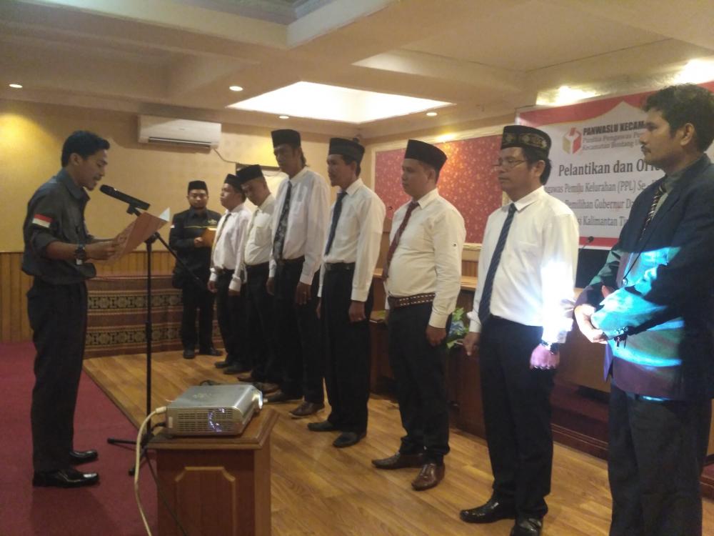 Panwascam Bontang Utara Lantik 6 Panitia PPL Kelurahan