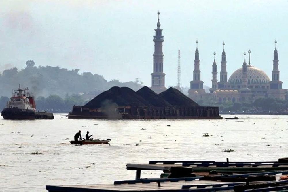 BMKG Keluarkan Peringatan Hujan Lebat di Kalimantan, Kaltim-Kalsel Bagaimana?