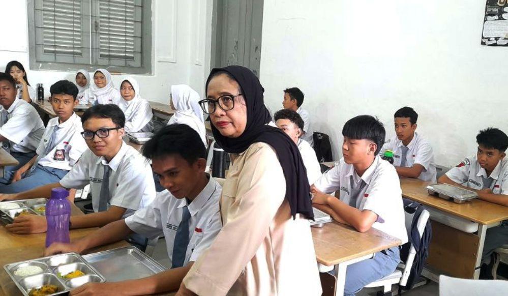 BGN Tegur Sekolah yang Belum Berikan MBG ke Guru