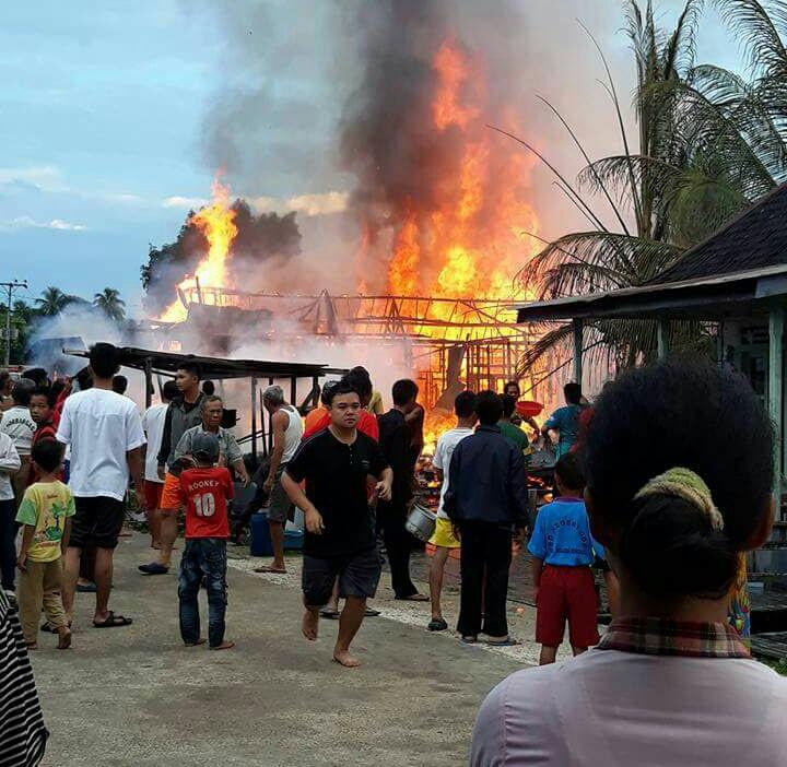 Muara Bengkal Membara, 7 Rumah Ludes Dilahap Api