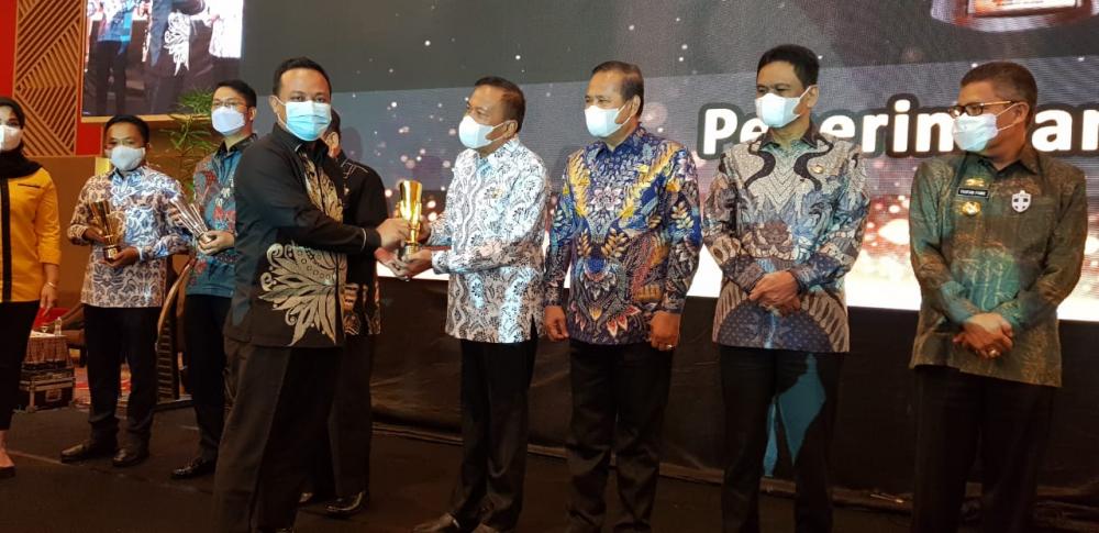 Membanggakan, Pemda Bone Raih PPD Kabupaten dan Kota 2021