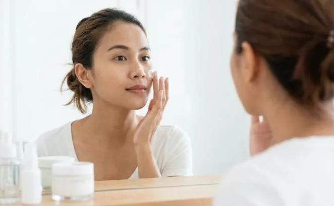 7 Langkah Skincare Pagi untuk Kulit Sehat, Tak Perlu Rumit