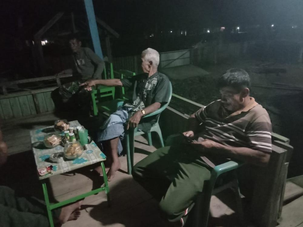 Satgas TMMD di Bone Aktif Berkomunikasi dengan Warga 