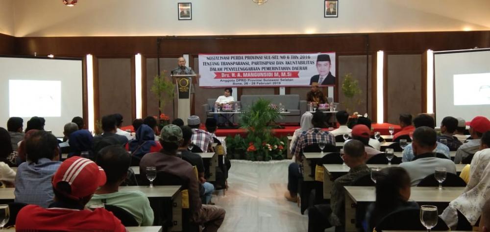 Andi Mangunsidi Sosialisasikan Perda Provinsi Sulsel di Bone