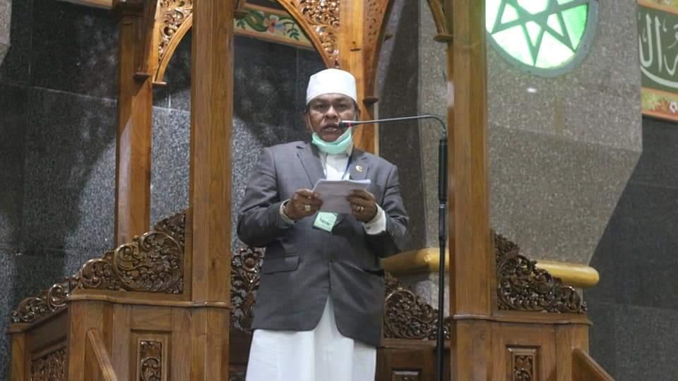 Gelar Salat Idhul Adha, Bupati Bone Ajak Doa Bersama Hempaskan Covid-19 