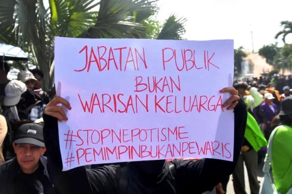 DPRD Kaltim Ditenggat Sebulan Evaluasi Gubernur Masud Pascademo 214 