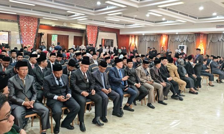 Mutasi Besar di Bontang Hari Ini, Camat hingga 10 Lurah Resmi Dilantik