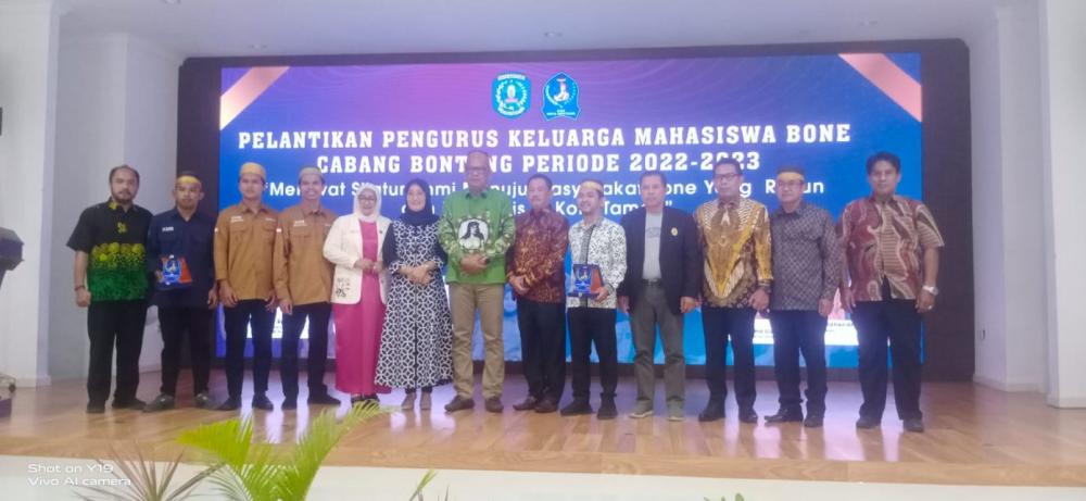 Kerukunan Mahasiswa Bone Dilantik, Wali Kota Basri : Harus Kerjasama Bangun Bontang