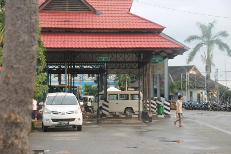 Soal Travel Pelat Hitam di Terminal Bontang, Rustam: Apapun Alasannya, Tetap Tidak Boleh