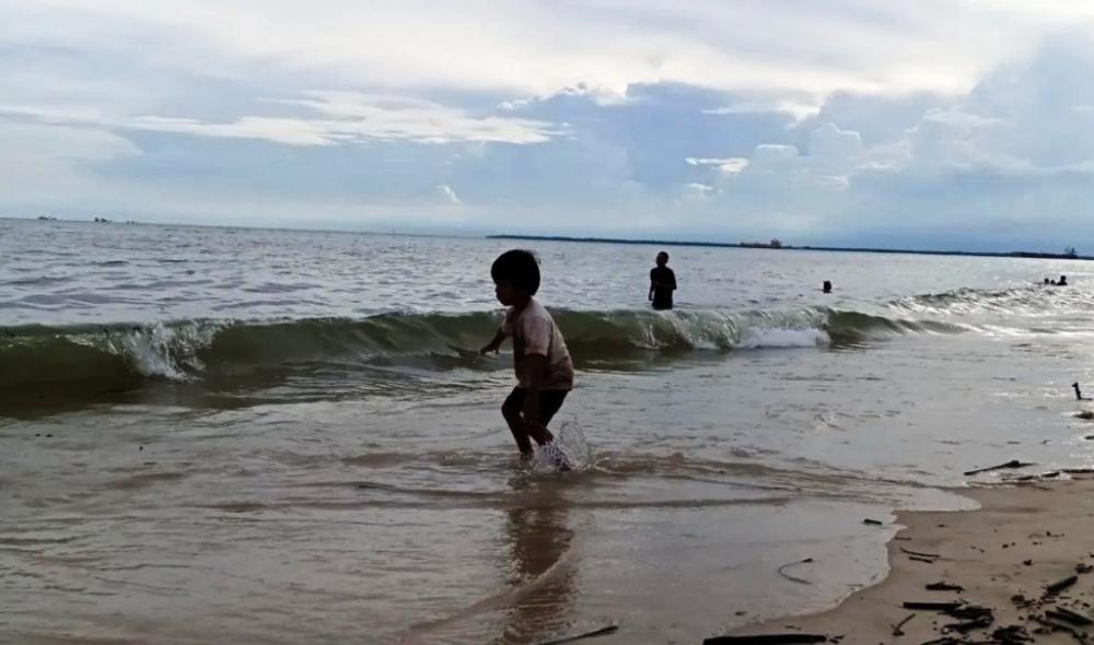 Waspada! Pasang Laut di Pesisir Kaltim hingga 2,9 Meter 