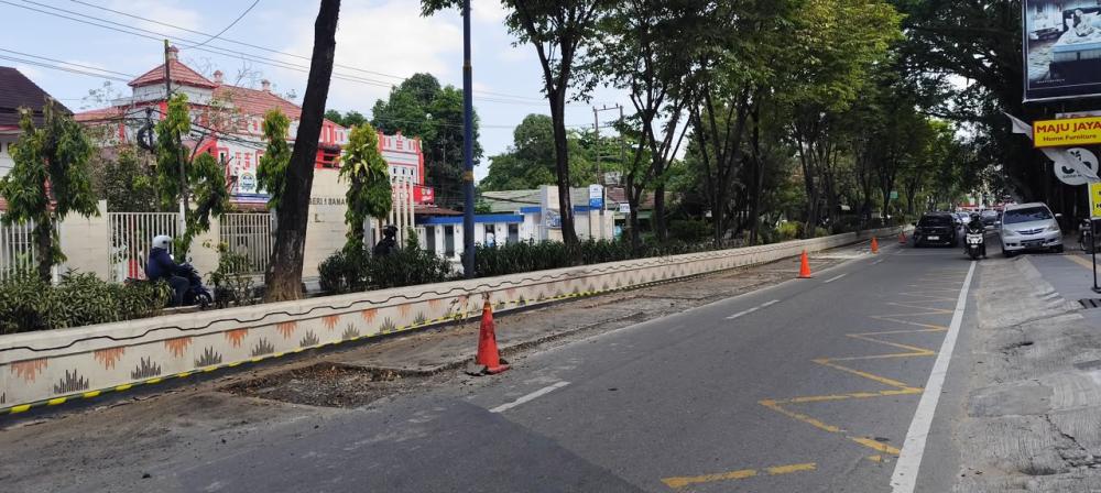 DPUPR Kucurkan Puluhan Juta untuk Jalur Vital Jalan Pahlawan Samarinda