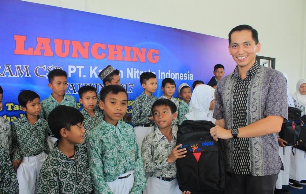 PT KNI Launchingkan 5 Program CSR di Kelurahan Guntung