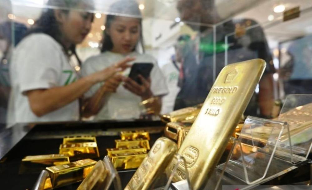 Sempat Stabil, Harga Emas Turun Usai Lebaran