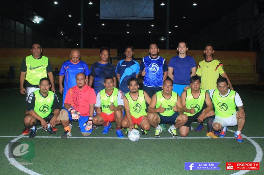 PT KNI dan Kelurahan Guntung Pererat Silaturahmi di Lapangan Futsal