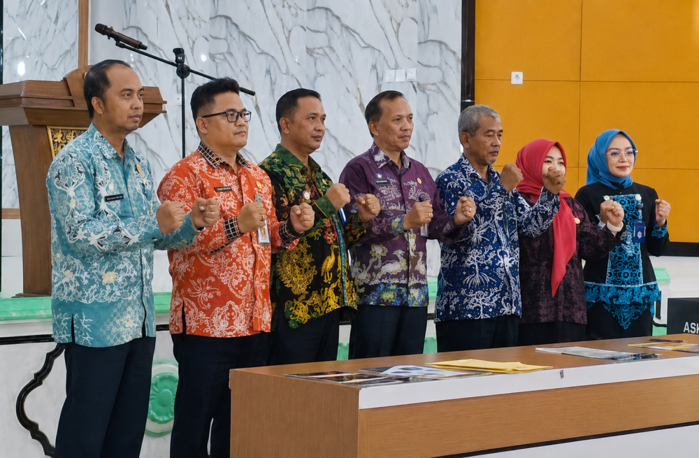 Tiga Lurah di Bontang Selatan Resmi Berganti, Camat Tekankan Inovasi dan Disiplin Kerja