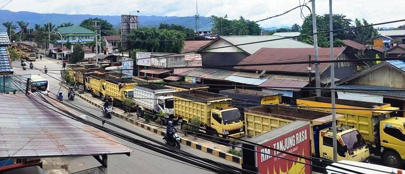 Truk Tambang Caplok Jalanan Kaltim, Pengamat: Polisi Jangan Gentar dengan Beking