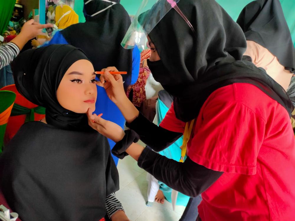 Ini Tanggapan Peserta Pelatihan Tata Rias Pengantin Hijab Garapan Disnaker Bontang