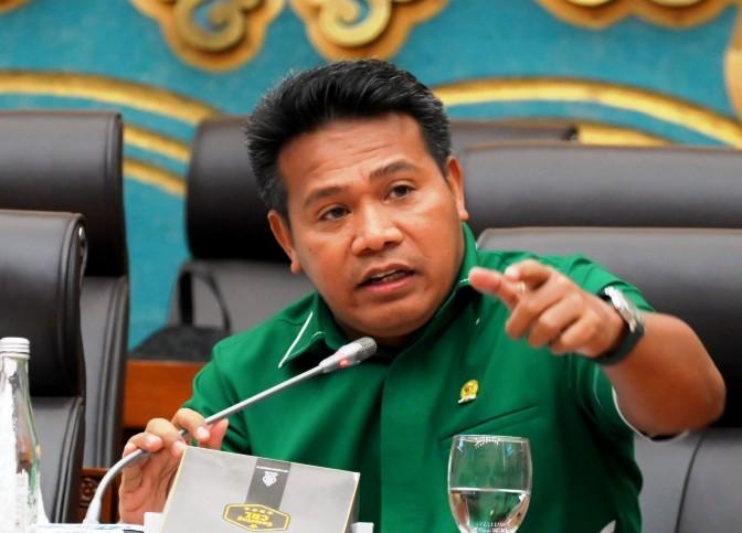 Syafruddin Sentil Pertamina: Nelayan Rugi, Lingkungan Dicemari