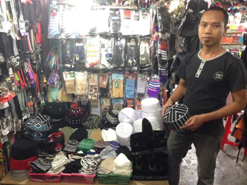 PENJUAL PECI DI BEREBAS AKUI RAUP KEUNTUNGAN 800 RIBU PERHARI