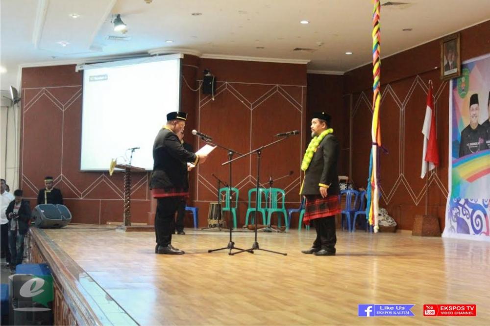 Pelantikan dan Pengukuhan Kepala Adat Besar Kutai Kabupaten Kutim Periode 2016-2021