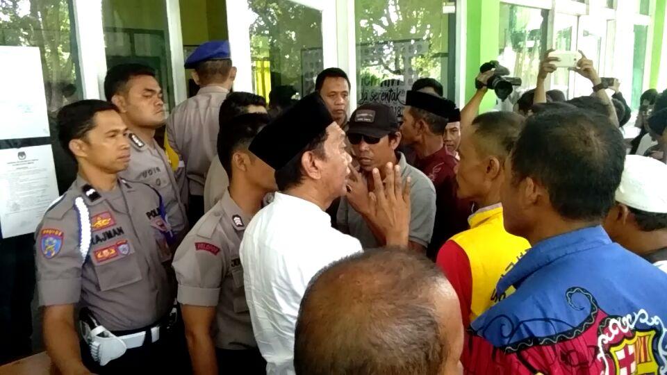 Alasan Imlek, KPU Bone Tolak Kedatangan Tim Umar-Madeng