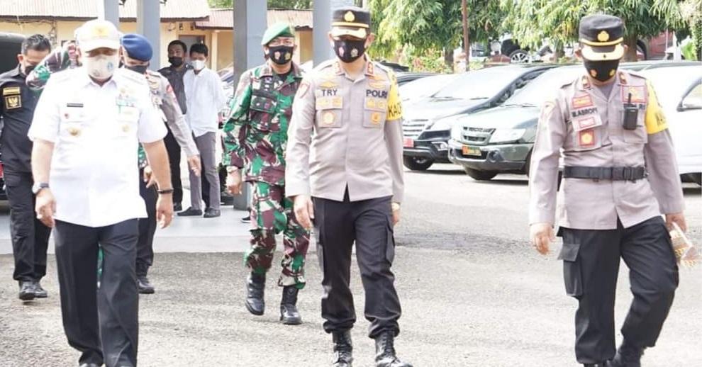 Persiapan Operasi Ketupat 2021, Bupati Bone Hadiri Apel Gelar Pasukan di Mapolres