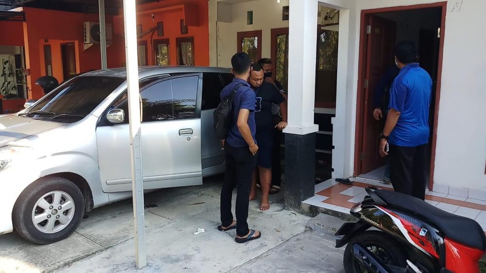 Kejar-kejaran Hingga Lepaskan Tembakan, Polisi Akhirnya Bekuk Pengedar Sabu