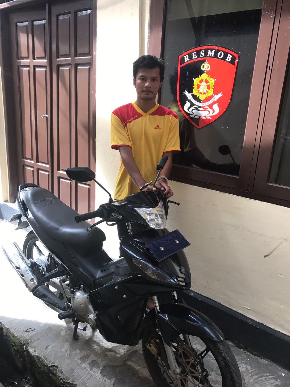 Diduga Curi Motor,  Pemuda Ini Digulung Anggota Brimob