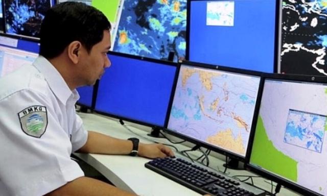 Banjir Rob Ancam Pesisir Kaltim, Pasang Laut Tembus 2,9 Meter