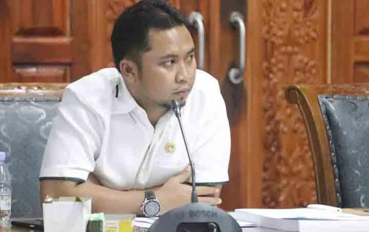 Ramadhani Soroti Ketimpangan Pembangunan Infrastruktur Pariwisata di Kutim