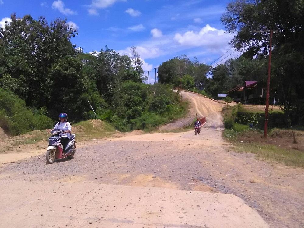 Jalan Penghubung Kampung Rusak, Dinas PUPR Mahulu Bakal Segera Memperbaiki