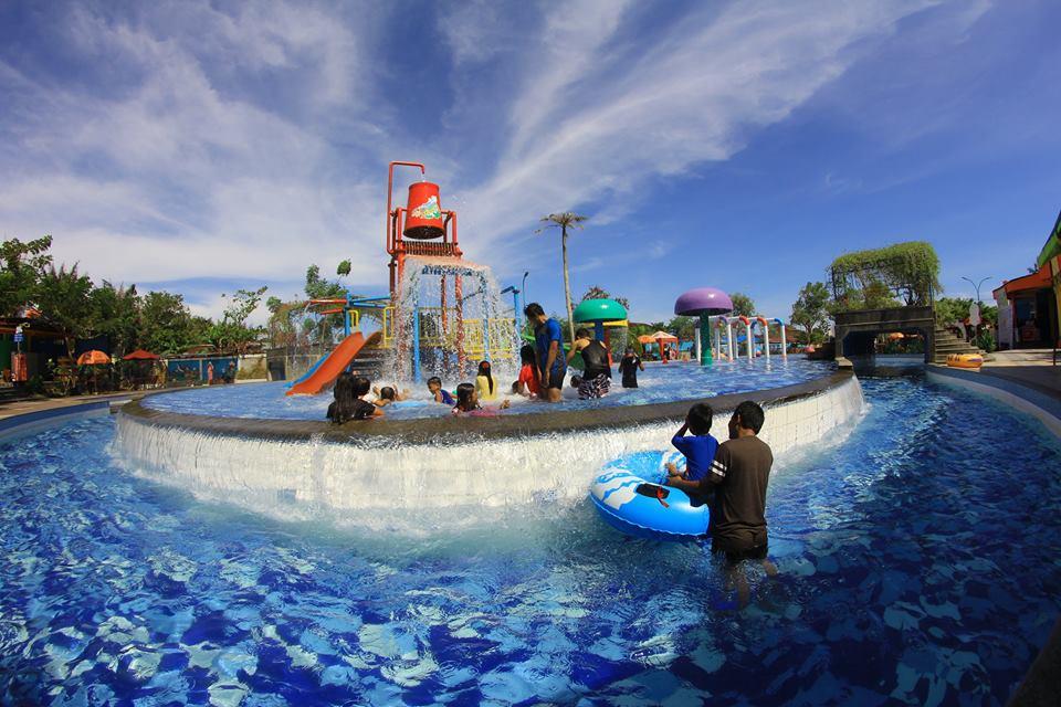 MAU DAPAT HADIAH MOTOR, SILAHKAN DATANG BERENANG DI KENARI WATERPARK BONTANG