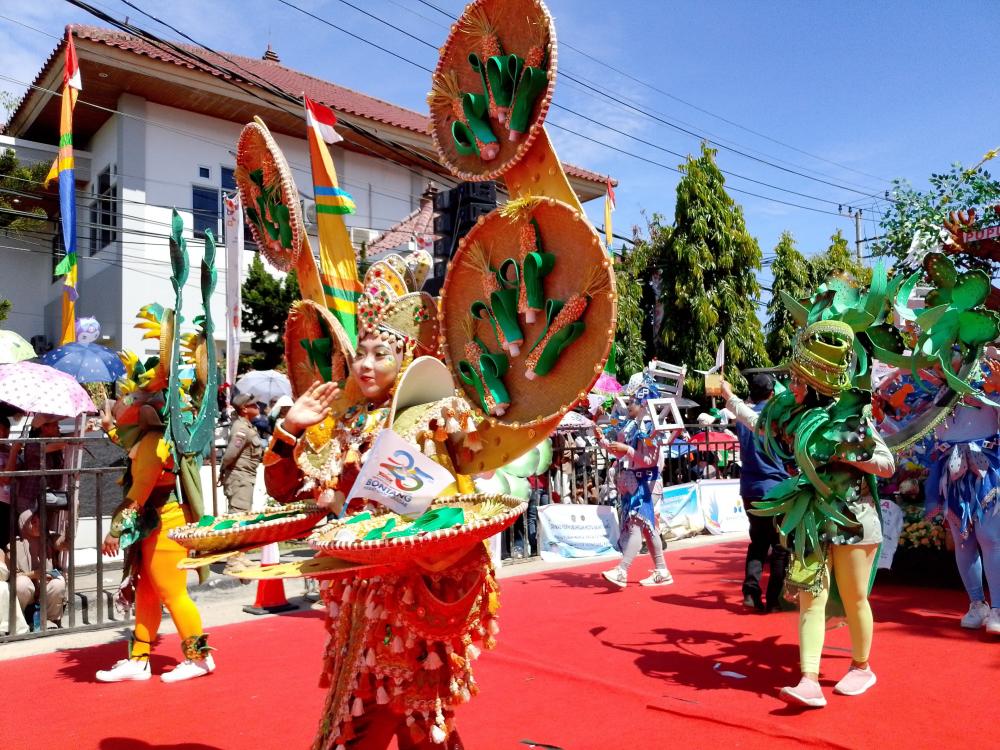 BCC dan Pawai Budaya 2024 Berhasil Pukau Ribuan Warga Bontang