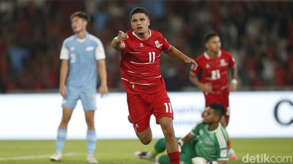 GBK Bergemuruh! Ragnar Oratmangoen dan Ole Romeny Jinakkan Singapura di Laga Pembuka