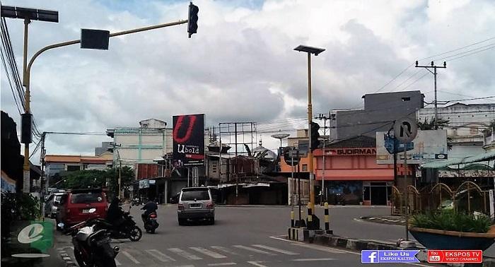 Tak Mudah Mengoperasikan Traffic Light Baru