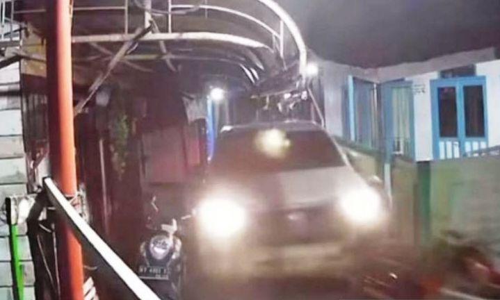 Mobil Seruduk 24 Motor di Samarinda, Polisi Temukan Jejak Narkoba