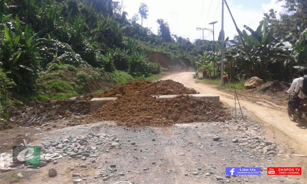 Cegah Genangan Air Pegunungan, Dinas PU Mahulu Bangun Dua Jembatan Bok 