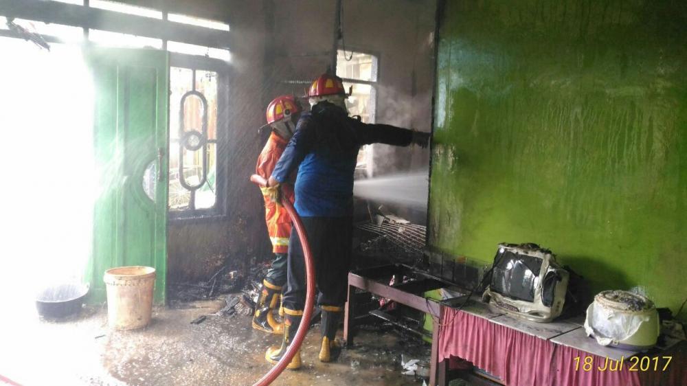 Kurang dari Satu Jam Api Mampu Dijinakkan