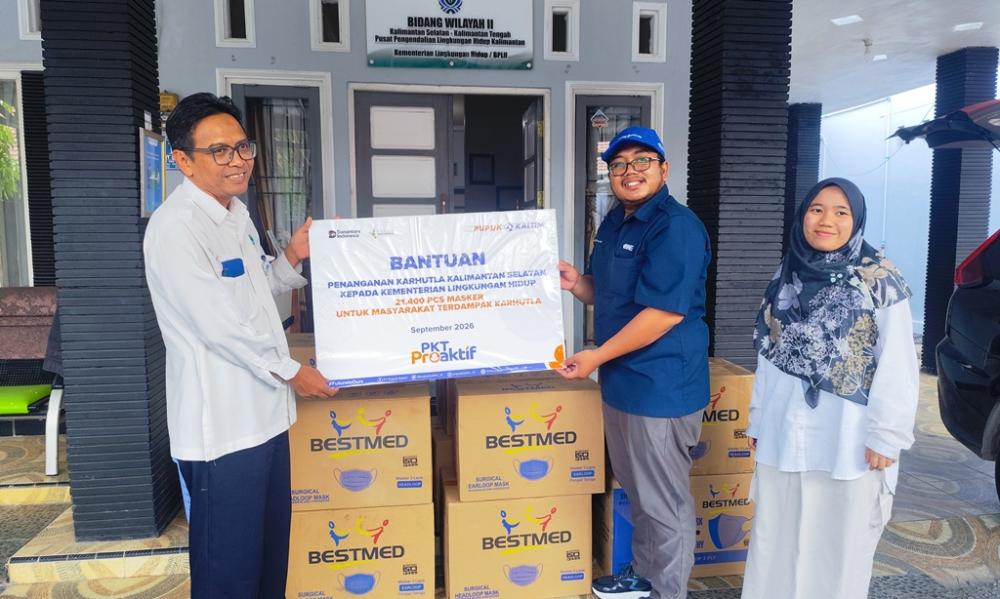 Pupuk Kaltim Salurkan 76.400 Masker bagi Masyarakat Terdampak Karhutla di Kalimantan dan Sumatra