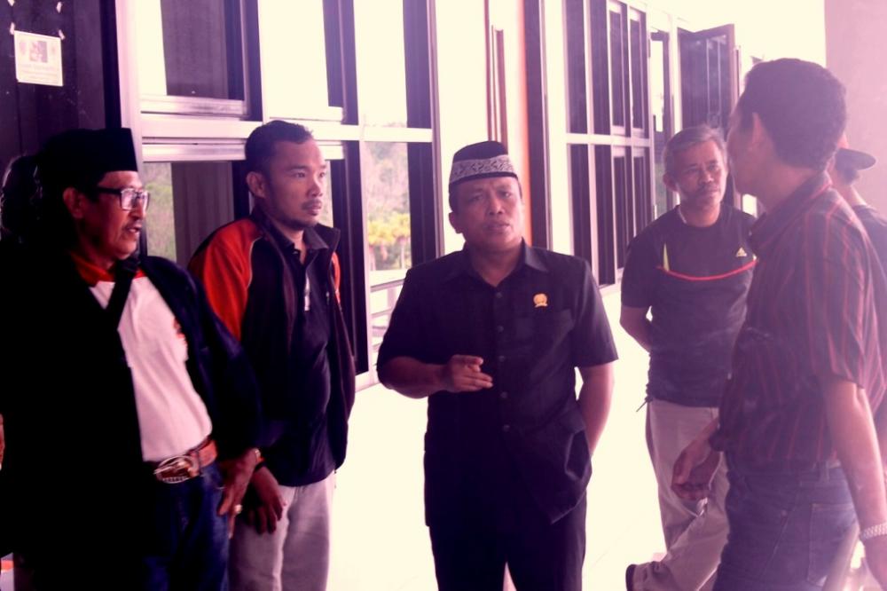 Tanggapi Persoalan Nelayan, Dewan Minta PT Sinar Samudera Hentikan Aktivitas
