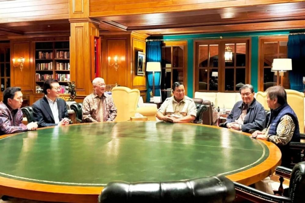 Empat Jam di Hambalang: Prabowo dan Lima Konglomerat Bicara Arah Ekonomi Nasional