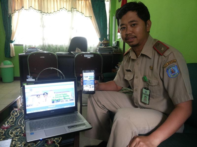 PENERAPAN PELAYANAN BERBASIS TI DI KELURAHAN BELIMBING, DINILAI EFEKTIF DAN EFISIEN