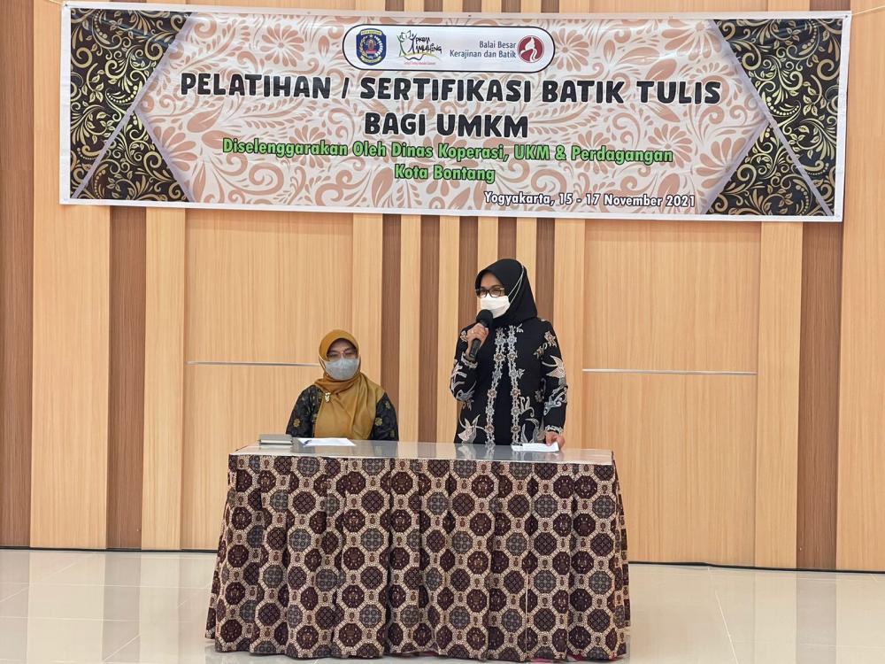 Tingkatkan Kualitas UMKM, Pemkot Bontang Gelar Pelatihan Batik di Yogyakarta