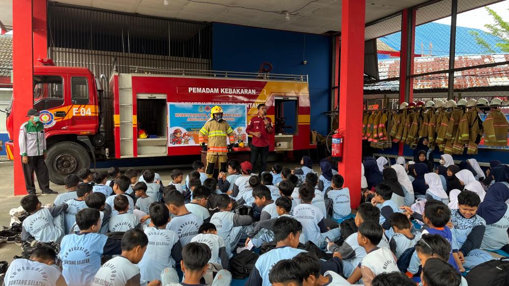 Puluhan Siswa SDN 001 Bontang Selatan Kunjungi Disdamkartan Belajar Pencegahan Kebakaran