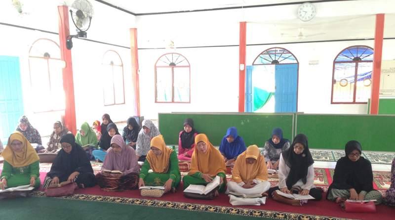 MAJELIS TAâ€™LIM KELUARGA  AS SALAM MENGISI RAMADHAN DENGAN TADARUS BERJAMAAH